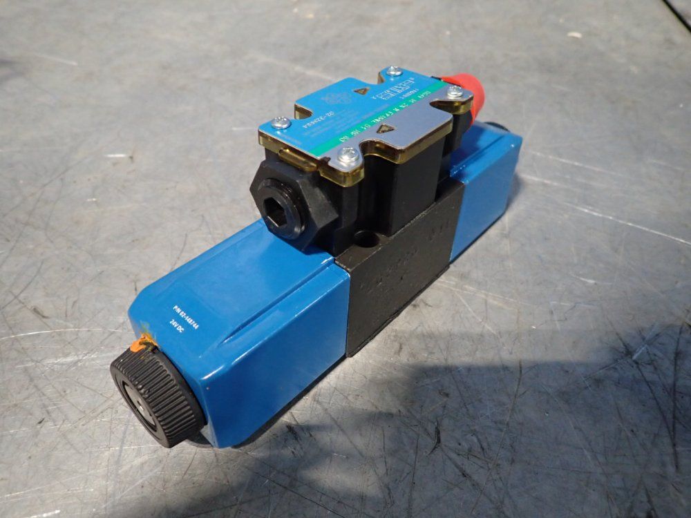 Vickers Directional Control Valve - Dg4v-3s-2n-m-fpa5wl-b5-60