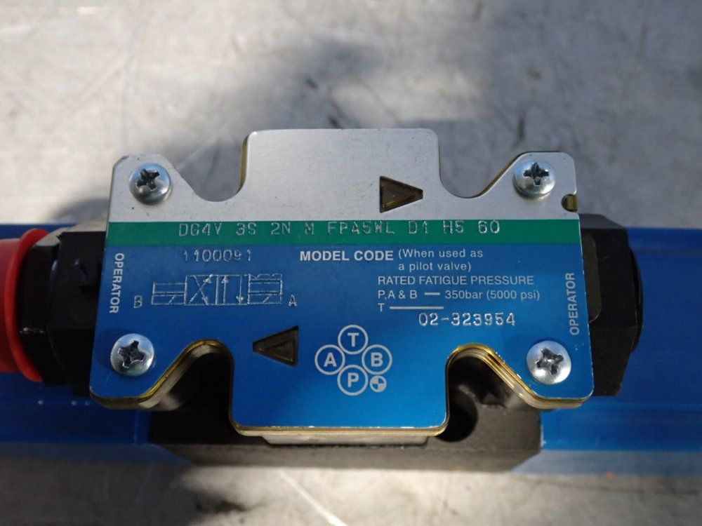 Vickers Directional Control Valve - Dg4v-3s-2n-m-fpa5wl-b5-60