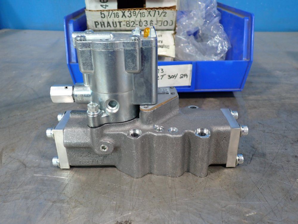 Parker 140 Psig Valvair Ii Four Way Manifold Mounted Valves - L6753910253