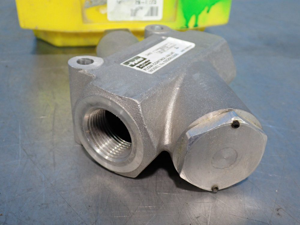 Parker 250 Psig Air / 500 Psi Hydraulic Flow Control Valves - 03250100