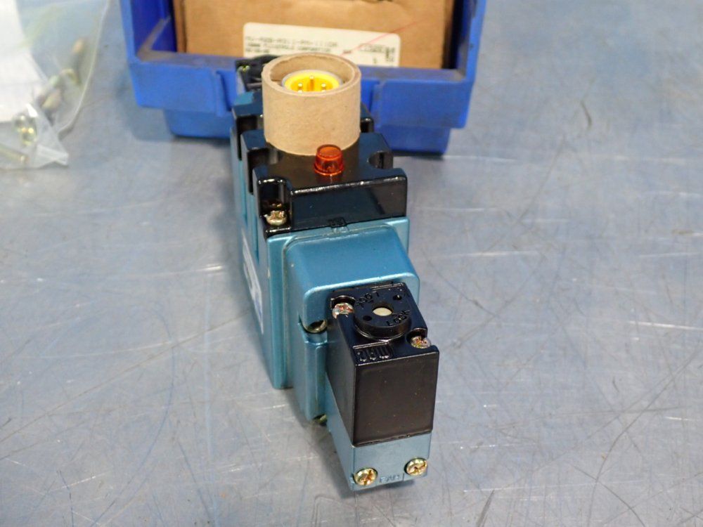 Mac Valves 150 Psi Solenoid Pilot Operated Pneumatic Valves - Mv-a2b-a311-pm-111da