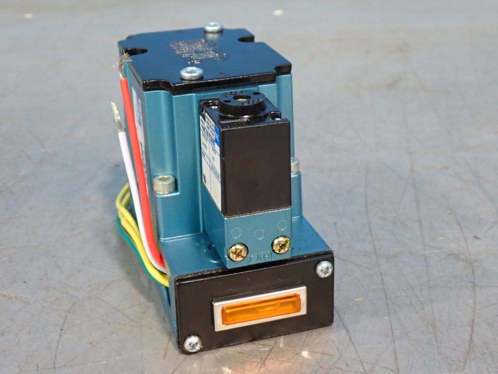 Mac Valves 150 Psi Solenoid Pilot Operated Pneumatic Spool Valve - 6311d-212-pm-501da