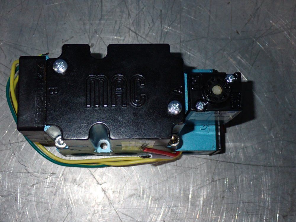 Mac Valves 150 Psi Solenoid Pilot Operated Pneumatic Spool Valve - 6311d-212-pm-501da