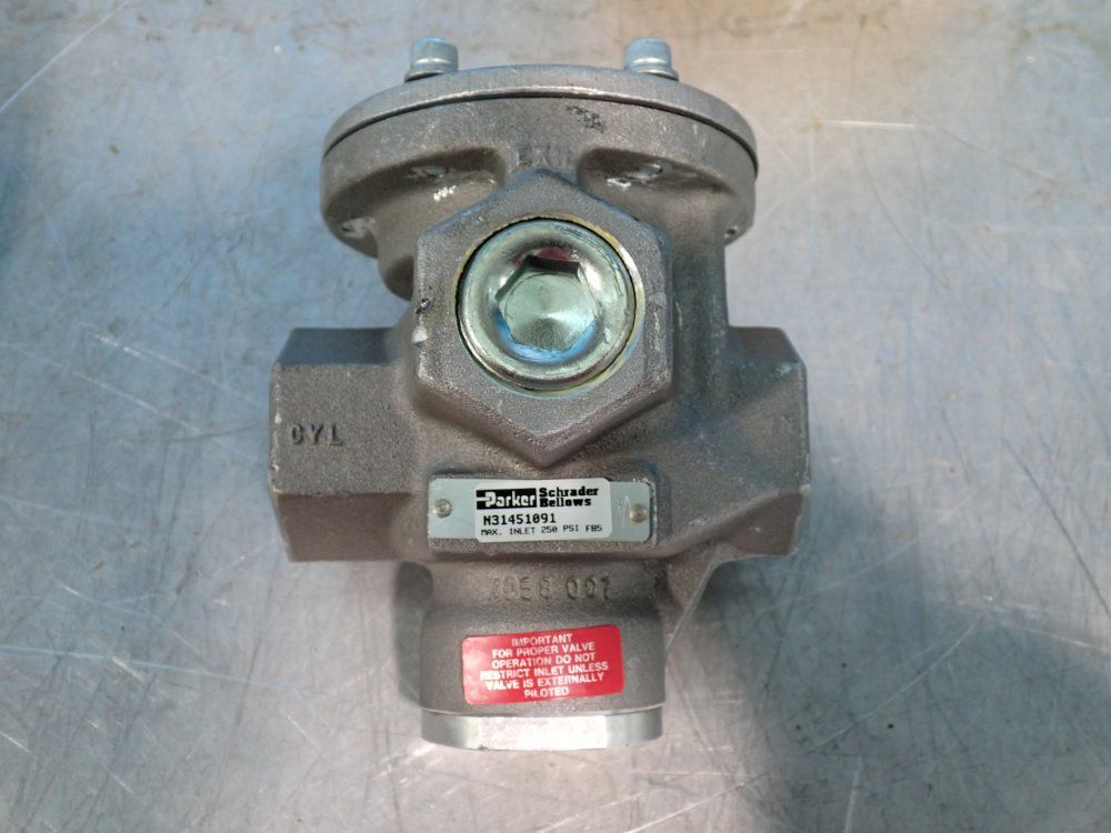 Parker 250 Psi Pilot Operated Poppet Valve - N31451091