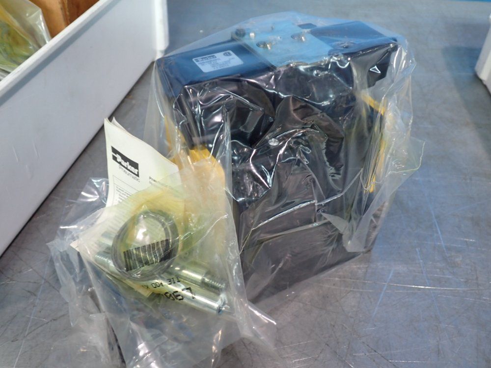 Parker 150 Psi Directional Control Valve - Hhb4085001l