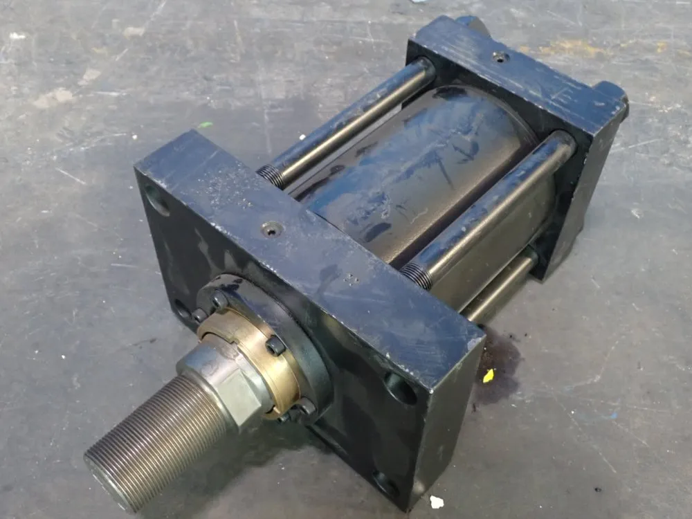 Parker 3000 Psi Hydraulic Cylinder - 05.00cjj2hct34c4.750