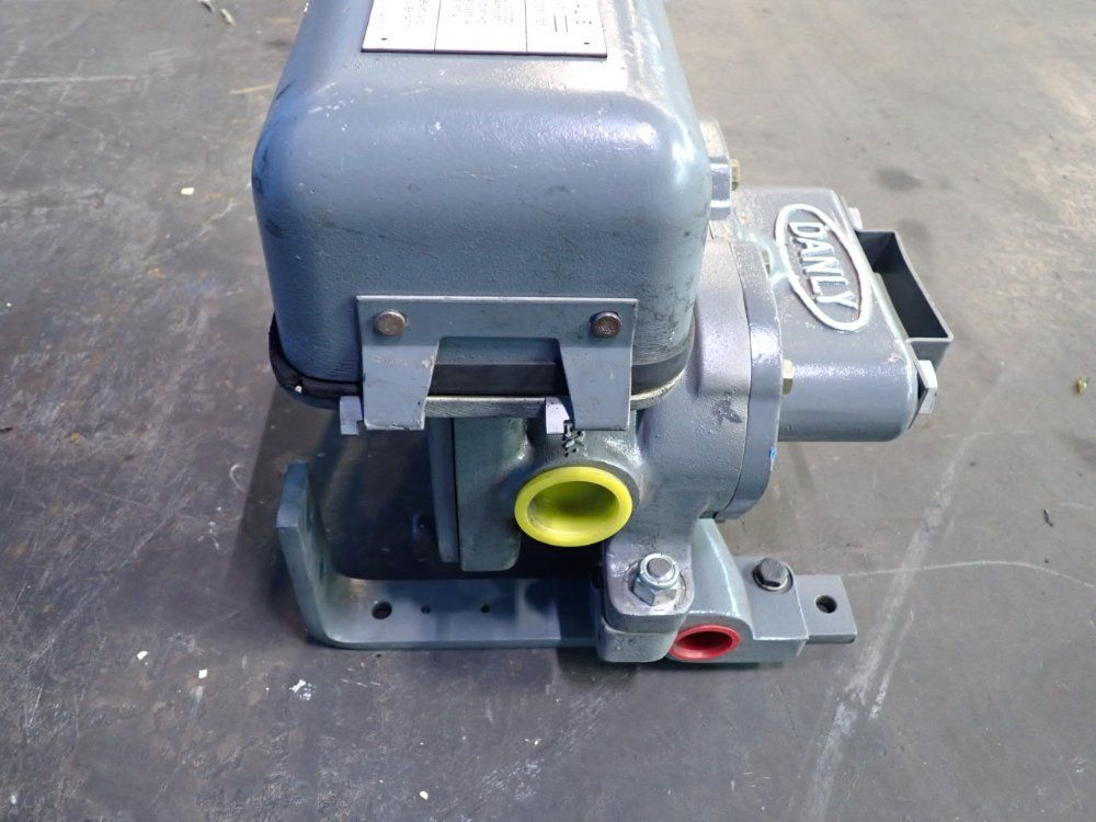 Danly Dual Air Valve - 2545g