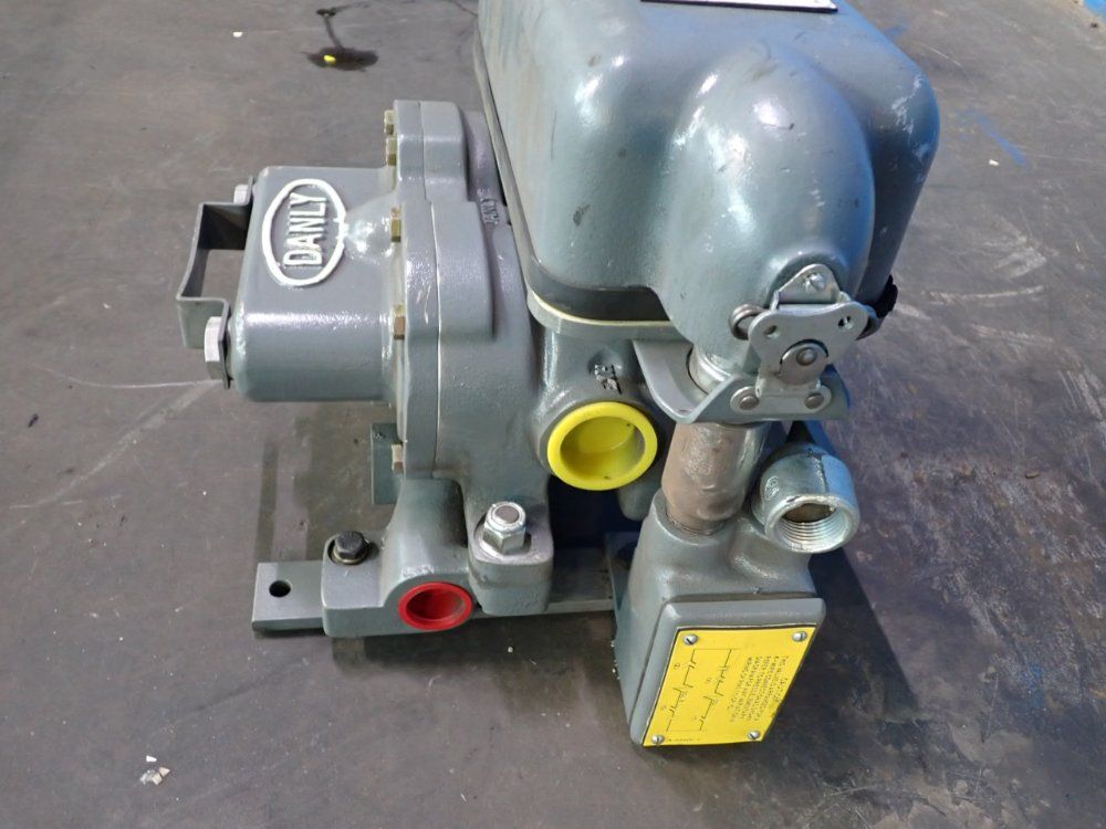 Danly Dual Air Valve - 2545g