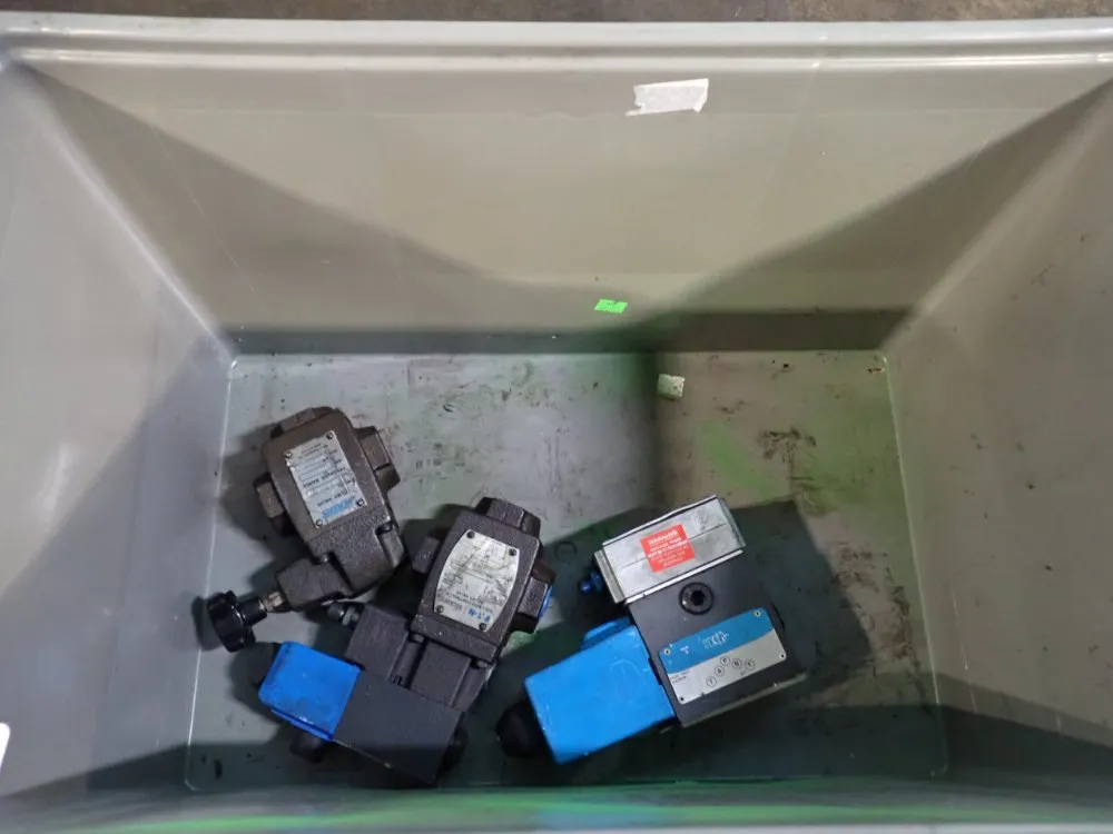 Eaton, Vickers Relief Valve, Pilot Valve