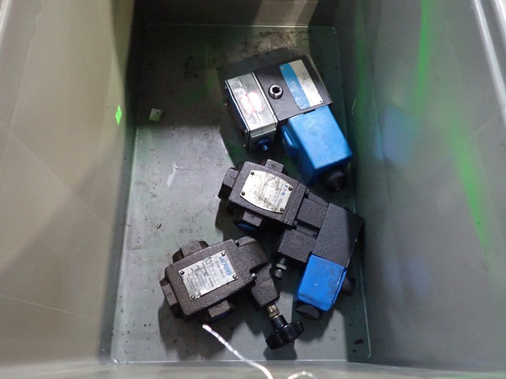 Eaton, Vickers Relief Valve, Pilot Valve