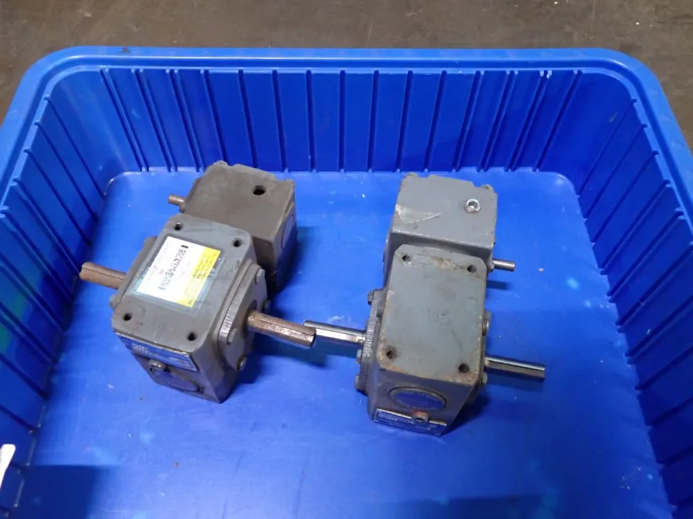 Boston Gear Right Angle Worm Gear Speed Reducer - Wa713600h