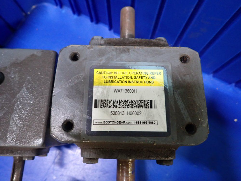 Boston Gear Right Angle Worm Gear Speed Reducer - Wa713600h