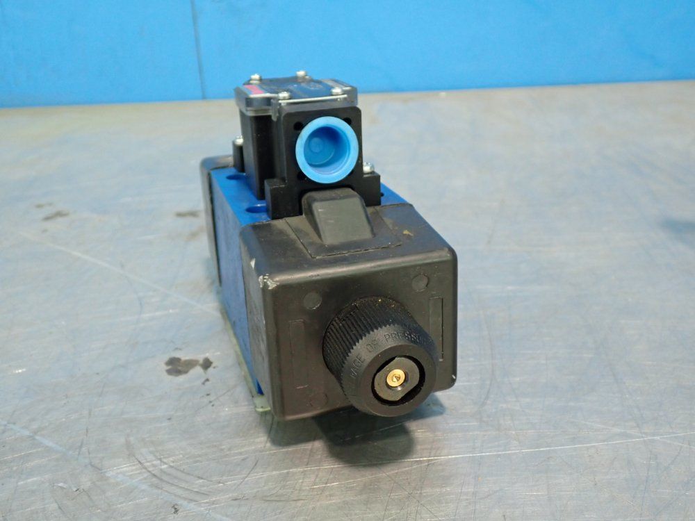 Rexroth Directional Spool Valve - R978908815