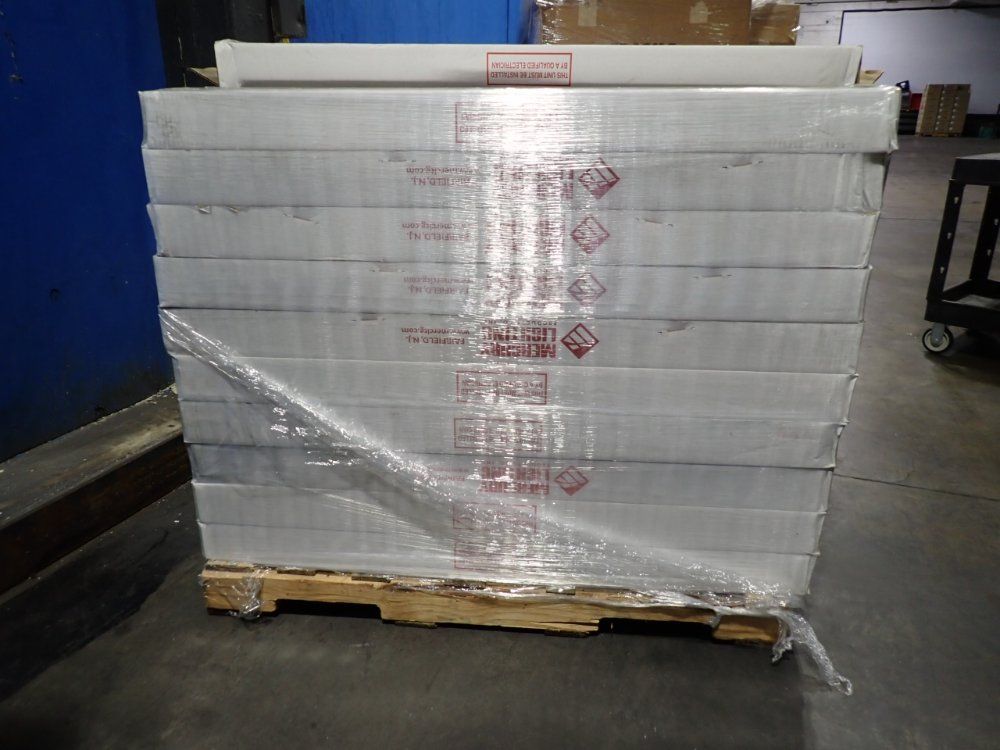 Mercury Lighting Shallow Wrap Luminaire - M106-232-oct-a-elb-unit-1pk