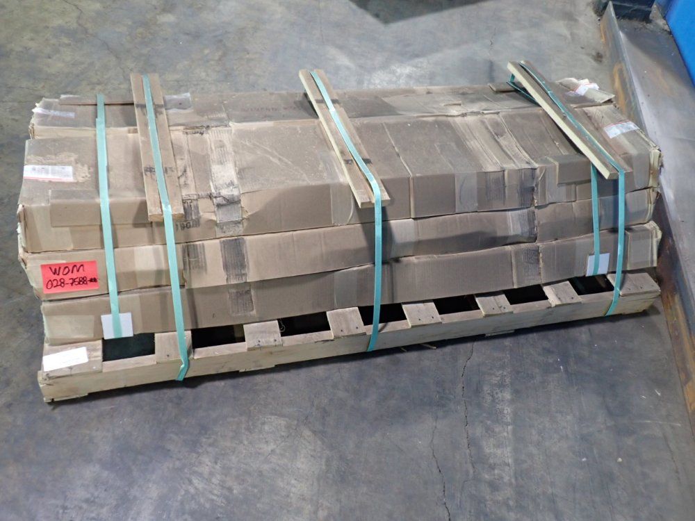 Legrand Plugmold Multioutlet Systems - Wh20gb618