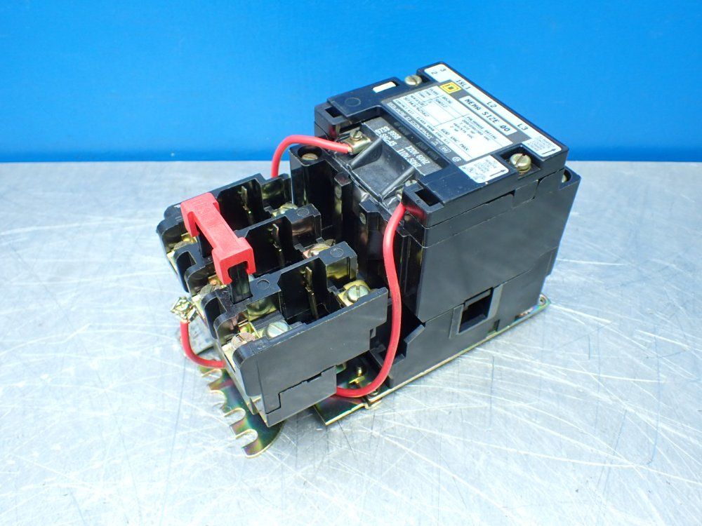 Square D 2hp Ac Magnetic Nema Rated Starter - 8536 Sa012v02