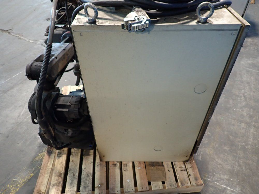 Yaskawa Motoman Robot - Mh6