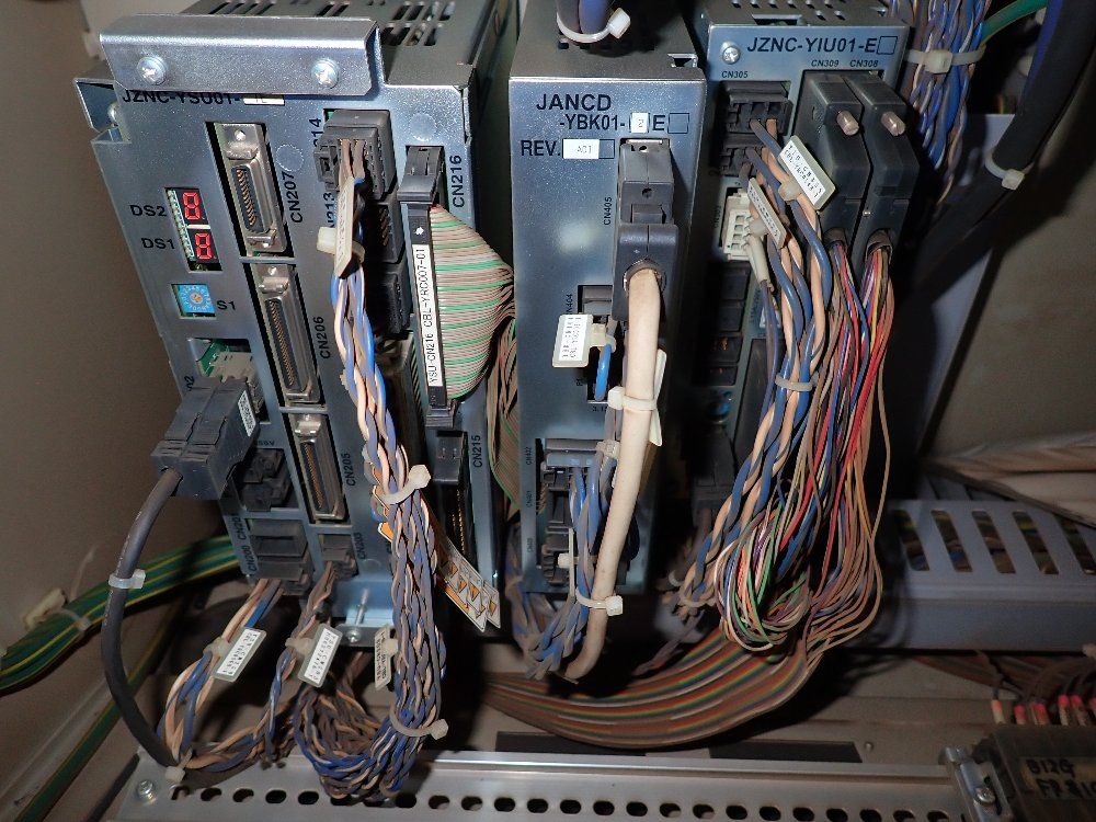 Yaskawa Motoman Robot - Mh6