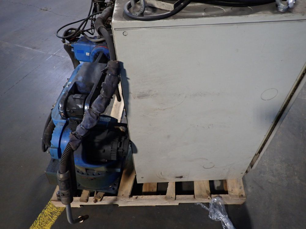 Yaskawa Motoman Robot - Mh6