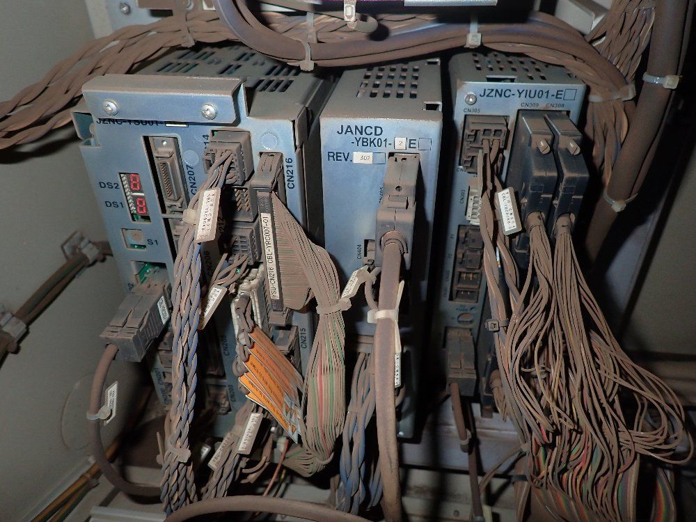 Yaskawa Motoman Robot - Mh6