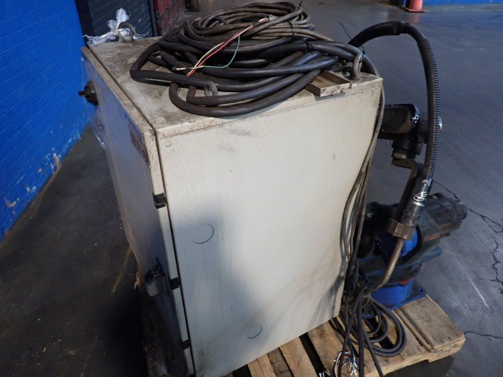 Yaskawa Motoman Robot - Mh6