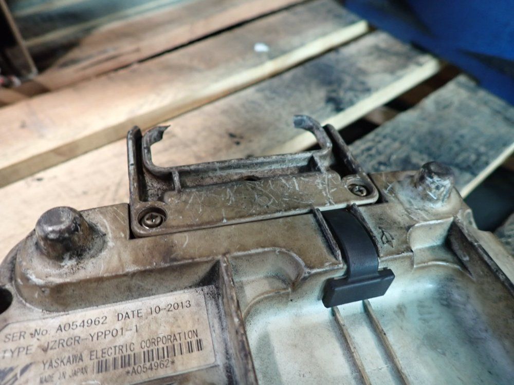 Yaskawa Motoman Robot - Mh6