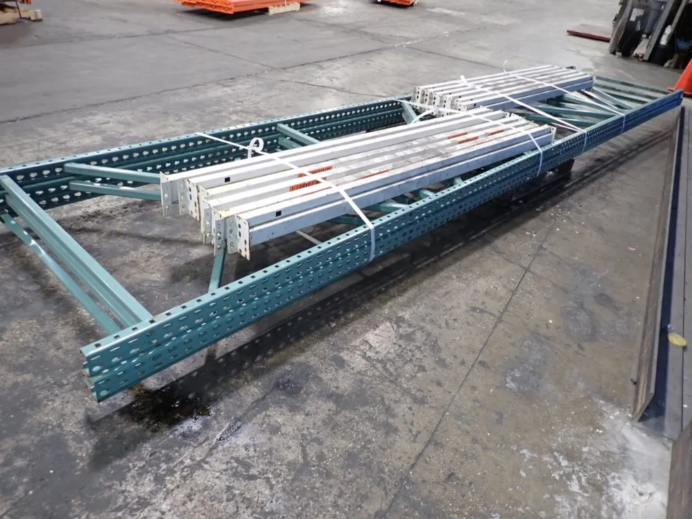 Pallet Racking - Teardrop