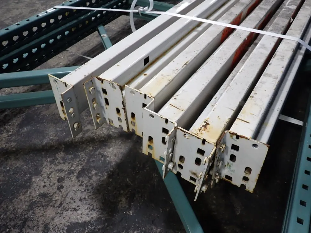 Pallet Racking - Teardrop