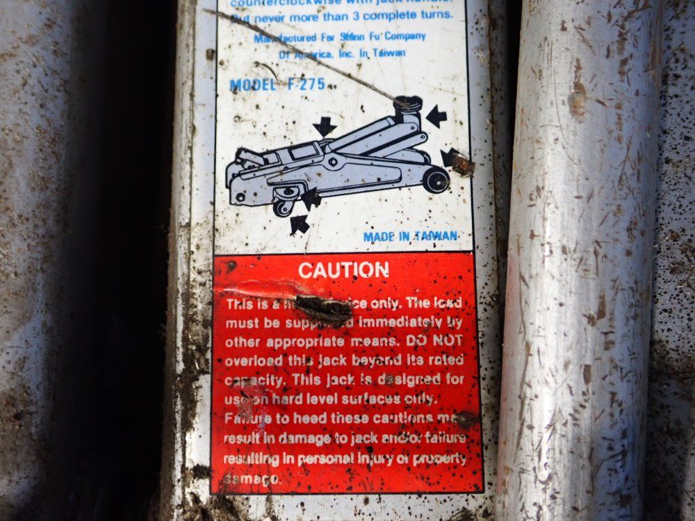 Pro Lift 4000 Lbs Hydraulic Floor Jack - F275