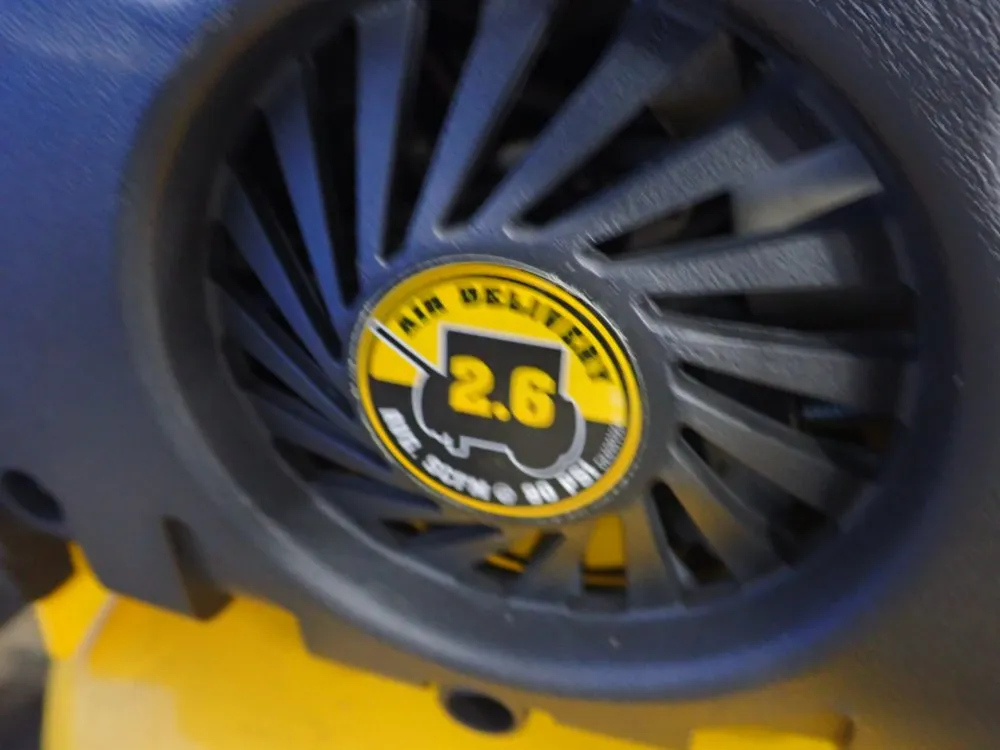 Campbell Hausfeld 4 Gal Air Compressor - Fp210001