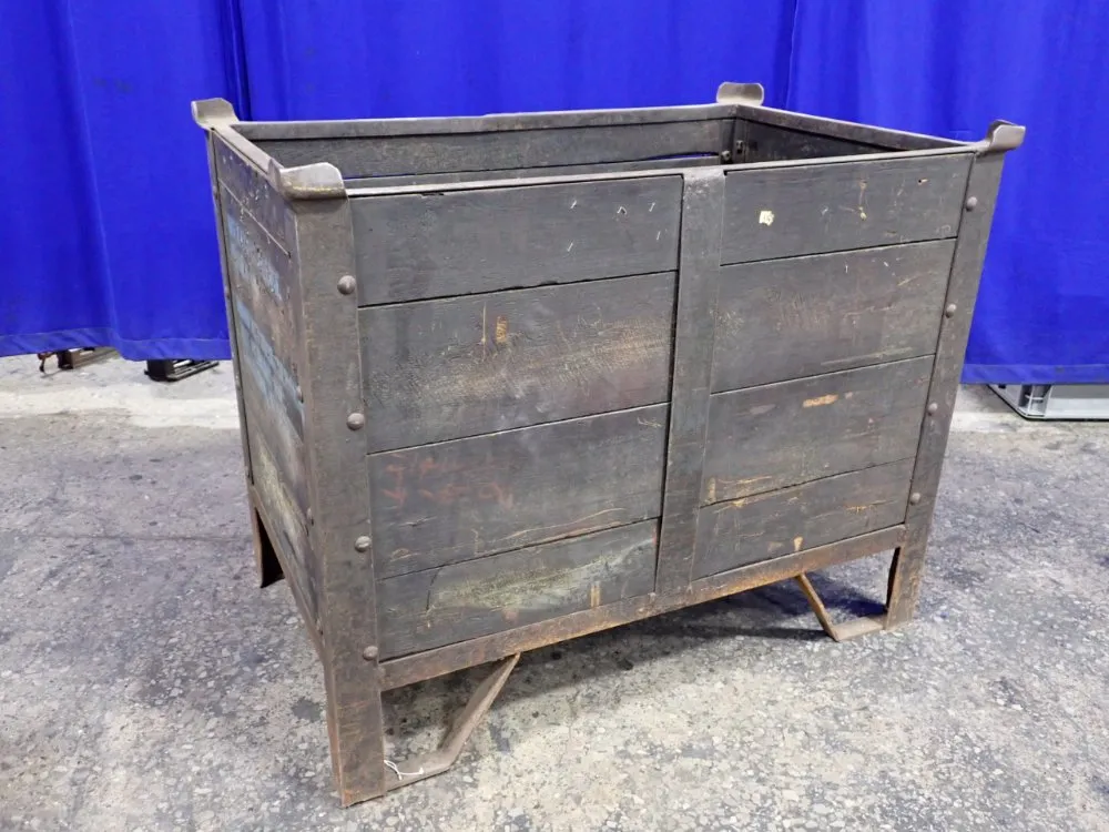 40" X 24" X 26" Wooden Crate