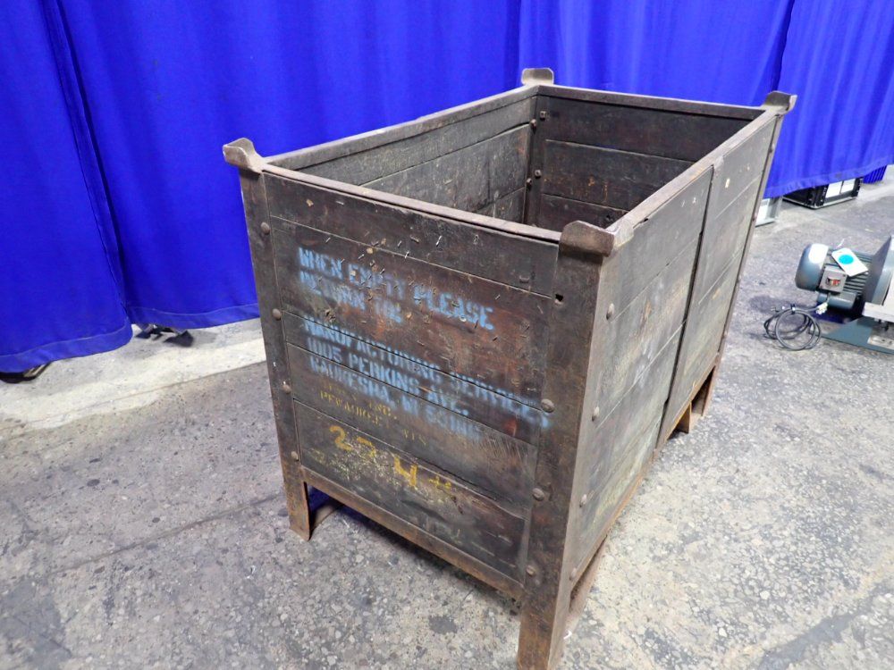 40" X 24" X 26" Wooden Crate