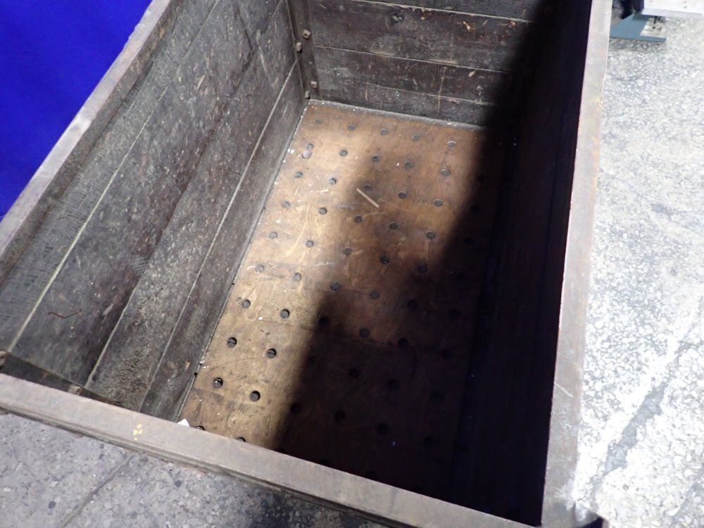 40" X 24" X 26" Wooden Crate