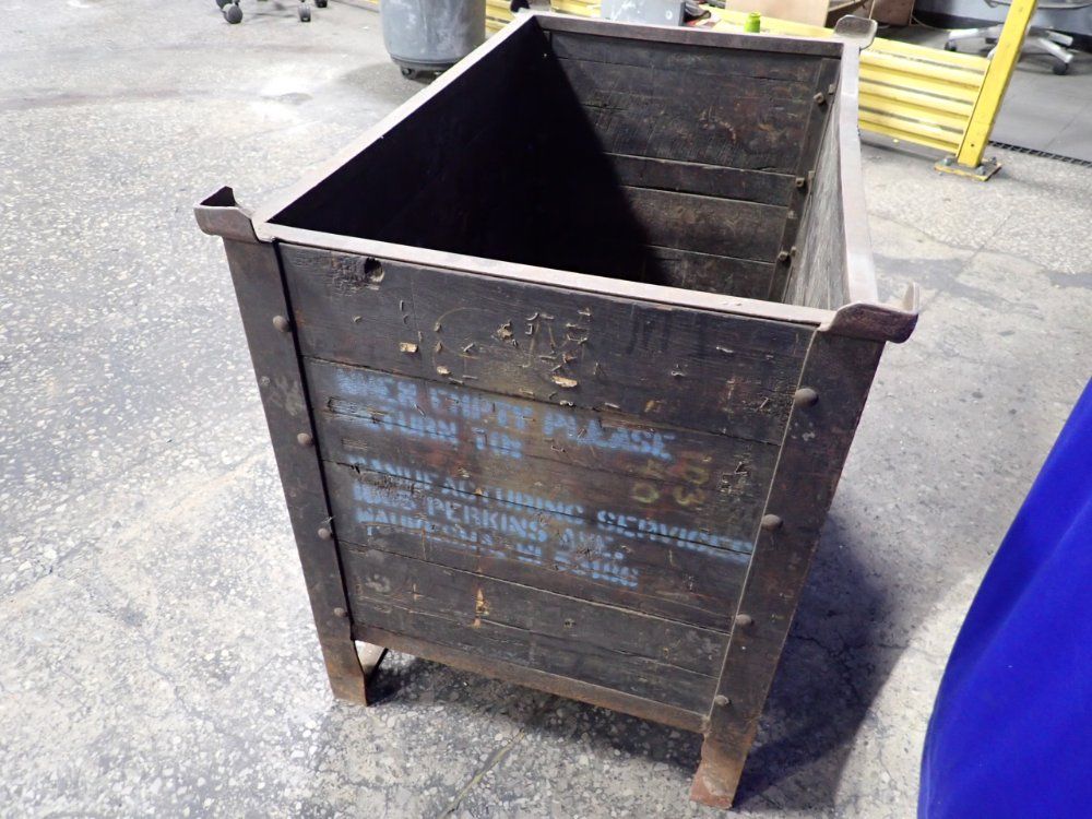 40" X 24" X 26" Wooden Crate