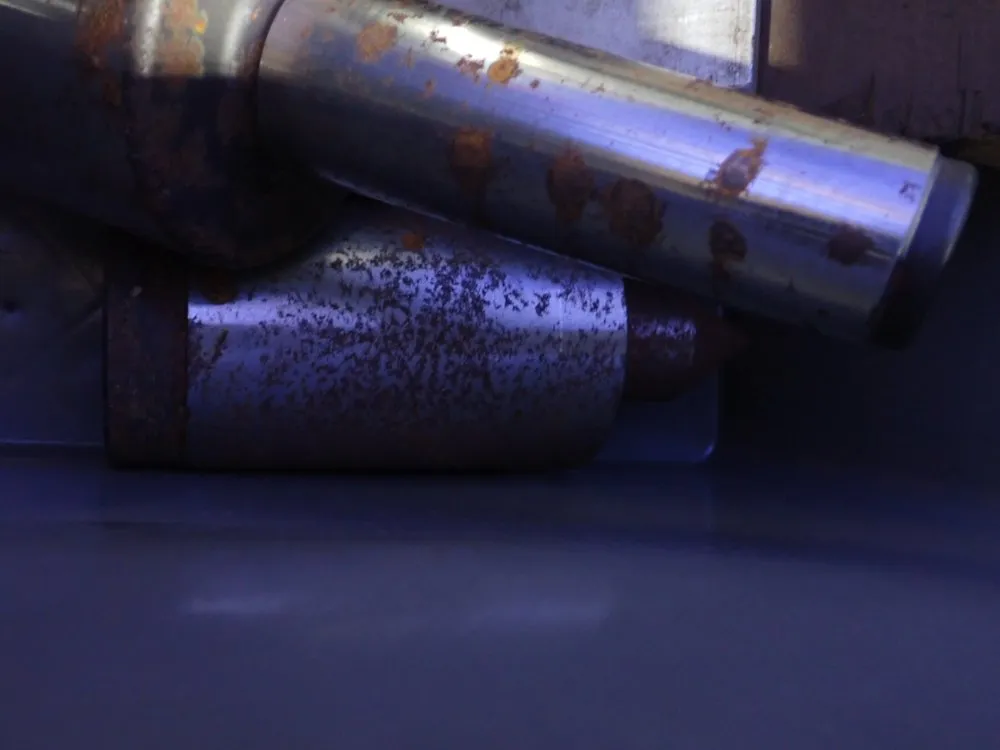 Live Center W/ Holder