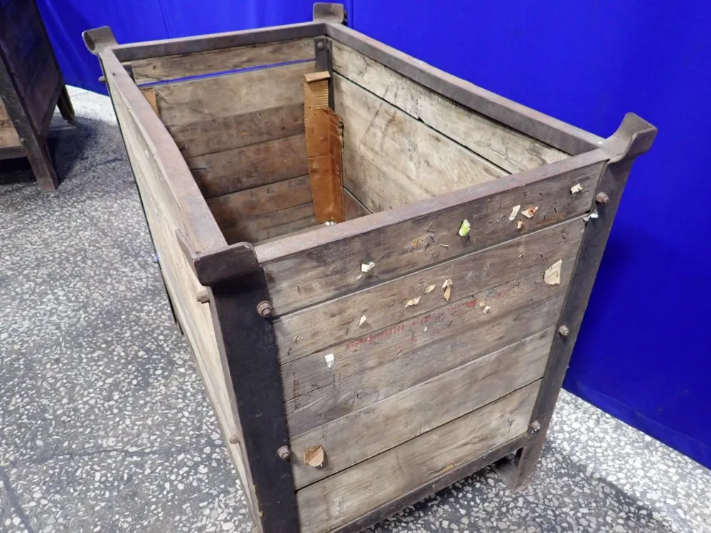 40" X 24" X 26" Wooden Crate