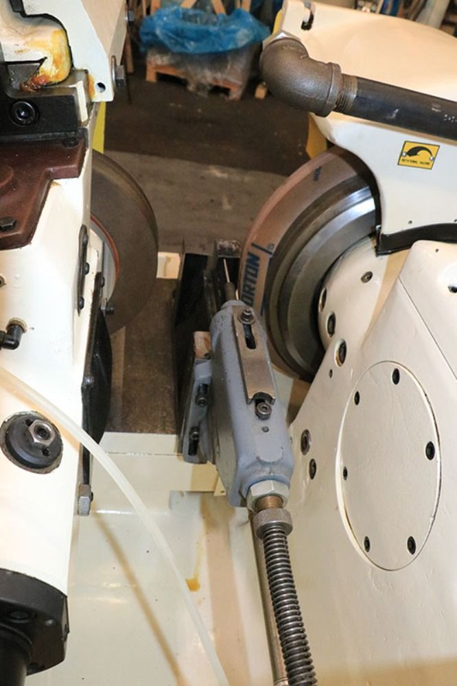 Cincinnati Centerless Grinder - No. 2 Om