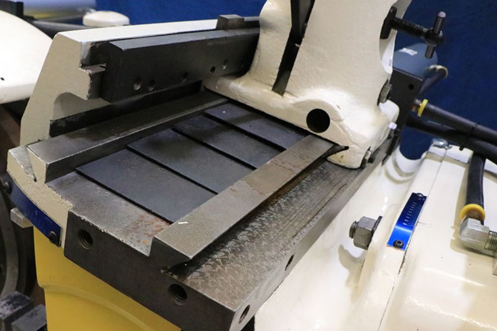 Cincinnati Centerless Grinder - No. 2 Om