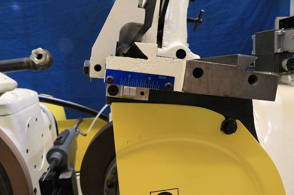 Cincinnati Centerless Grinder - No. 2 Om