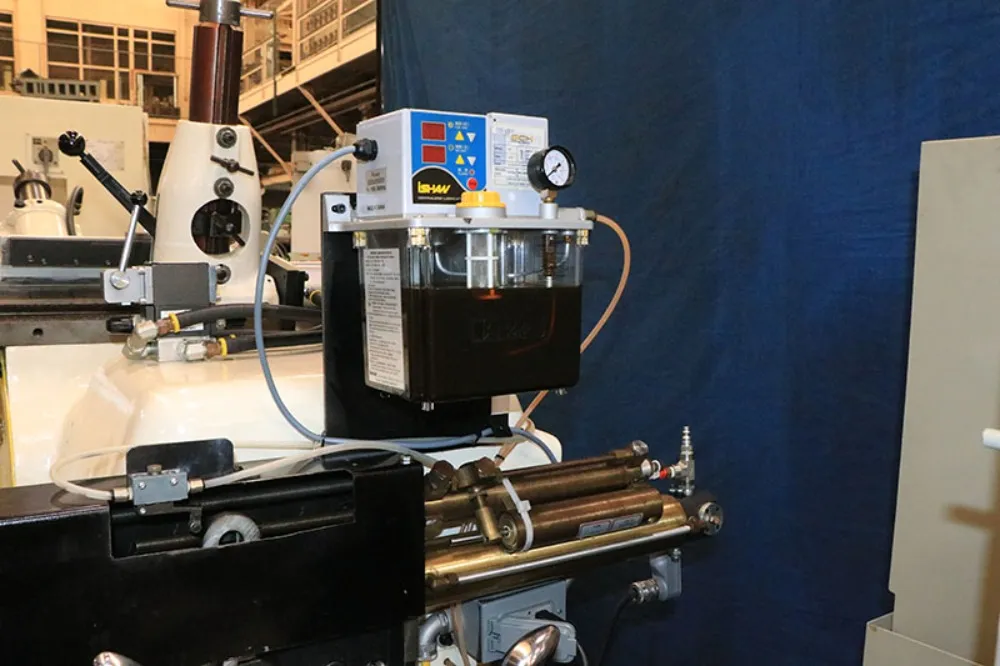 Cincinnati Centerless Grinder - No. 2 Om