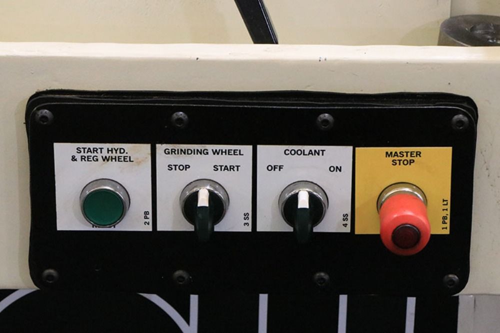 Cincinnati Centerless Grinder - No. 2 Om