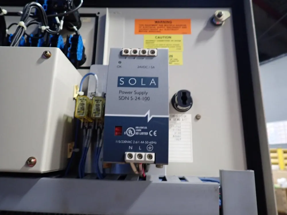 Yaskawa Electric Corporation Robot Controller Panel - Yasnac-xrc-up20