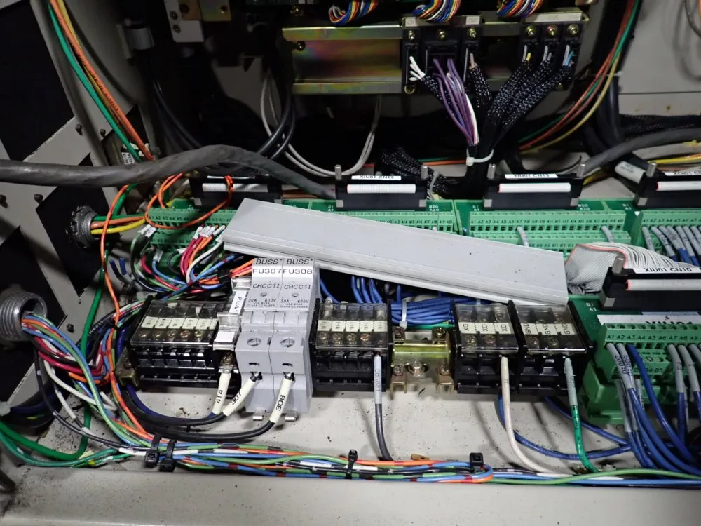 Yaskawa Electric Corporation Robot Controller Panel - Yasnac-xrc-up20