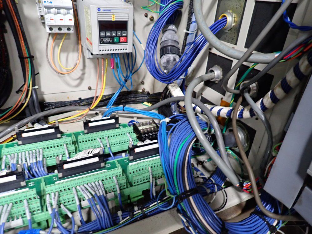 Yaskawa Electric Corporation Robot Controller Panel - Yasnac-xrc-up20