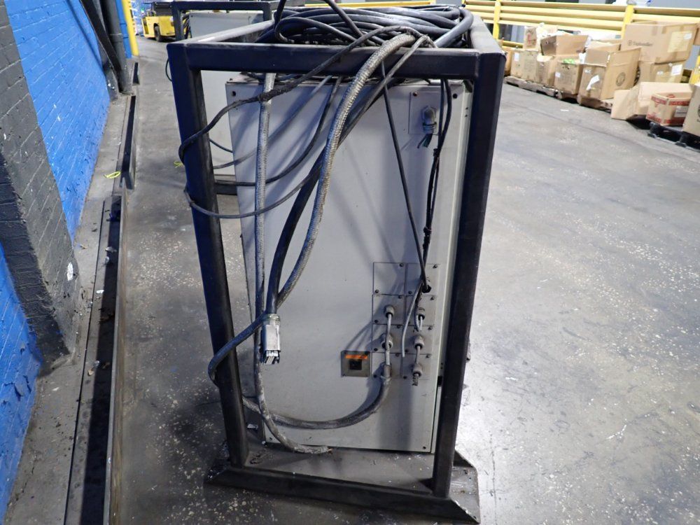 Yaskawa Electric Corporation Robot Controller Panel - Yasnac-xrc-up20