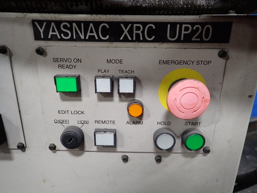 Yaskawa Electric Corporation Robot Controller Panel - Yasnac-xrc-up20