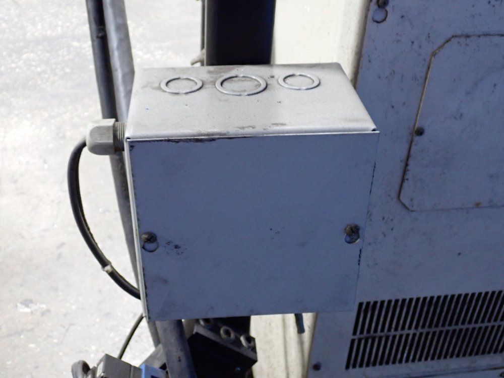 Yaskawa Electric Corporation Robot Controller Panel - Yasnac-xrc-up20