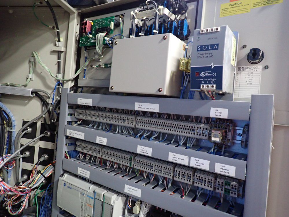 Yaskawa Electric Corporation Robot Controller Panel - Yasnac-xrc-up20