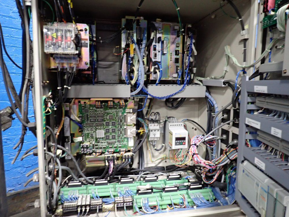 Yaskawa Electric Corporation Robot Controller Panel - Yasnac-xrc-up20