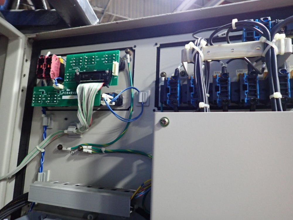 Yaskawa Electric Corporation Robot Controller Panel - Yasnac-xrc-up20